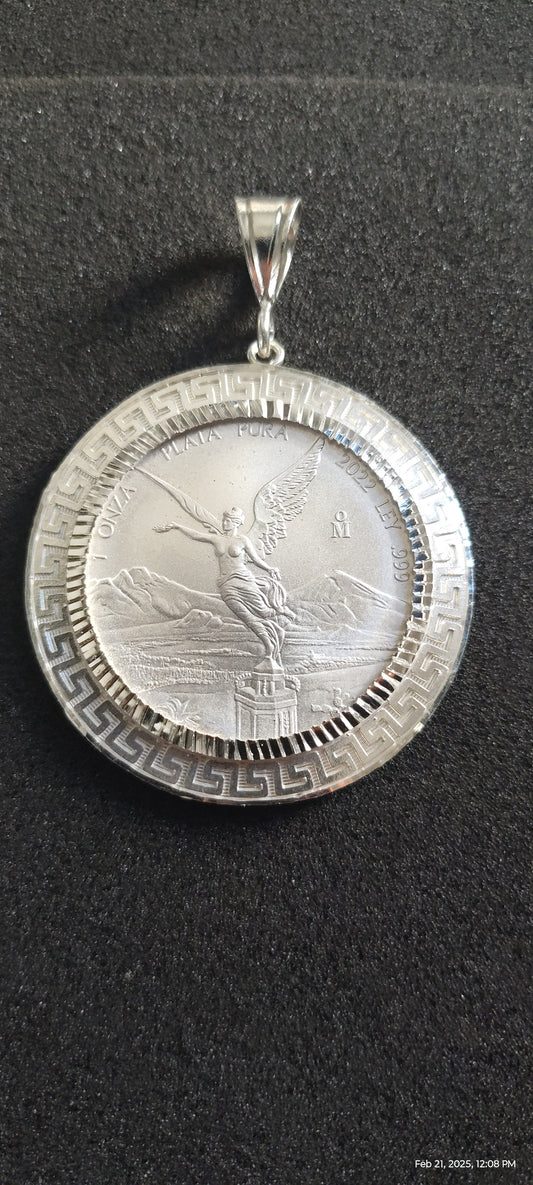 1 OZ Silver libertad+ 925 Silver Bezel