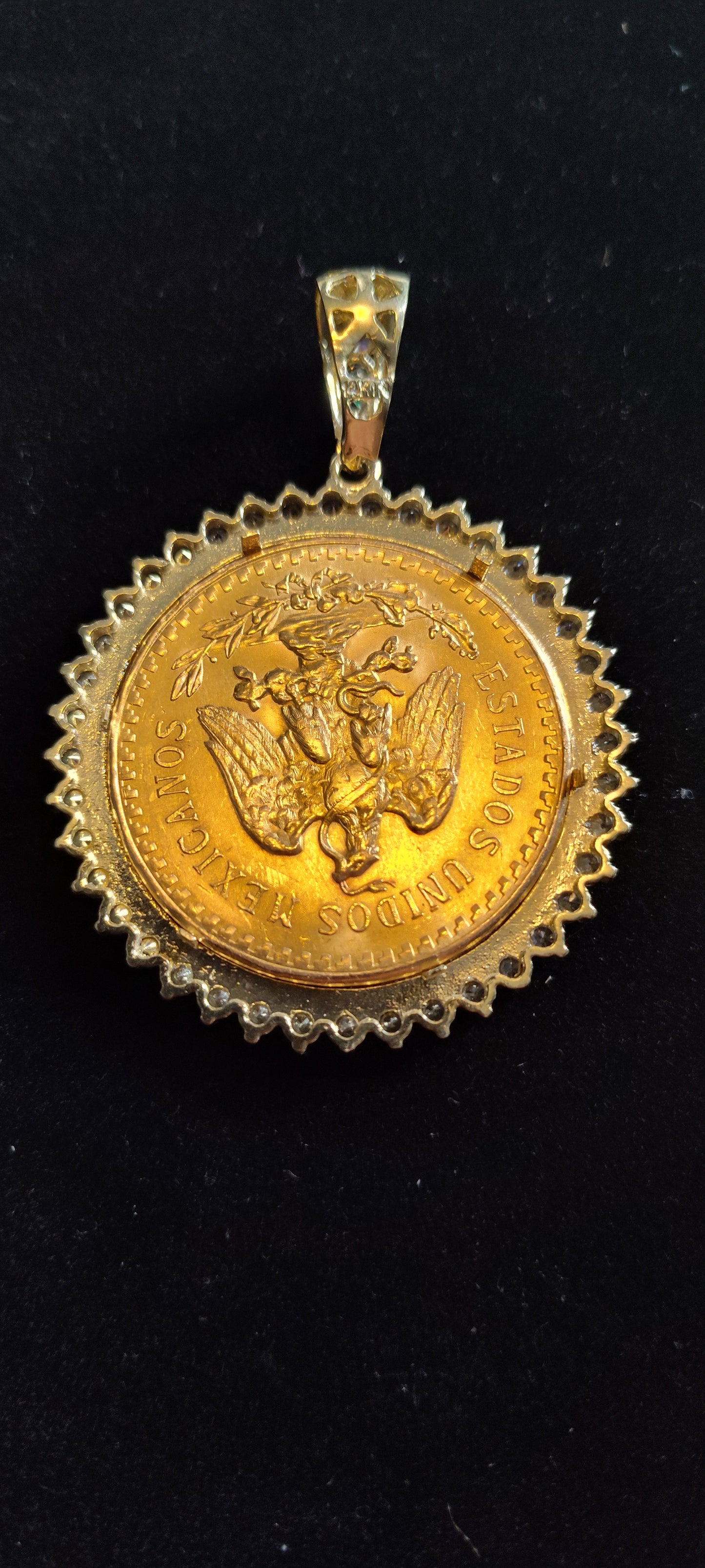 Centenario 22k (21.6k)1947 CZ Stone Style Bezel.