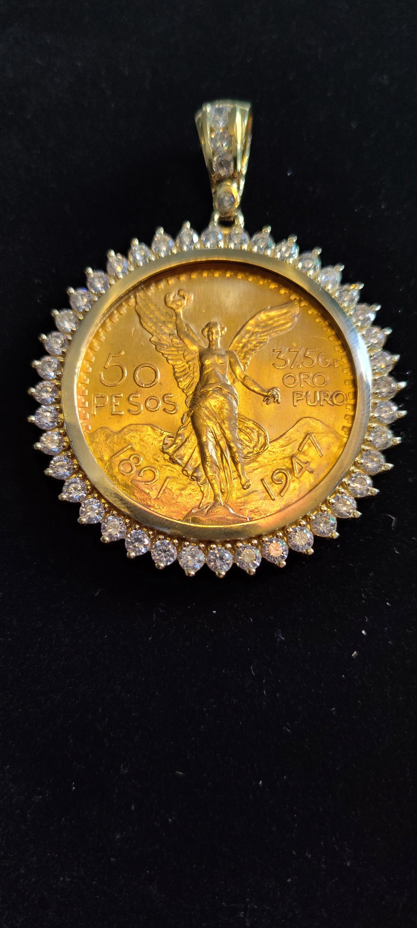 Centenario 22k (21.6k)1947 CZ Stone Style Bezel.