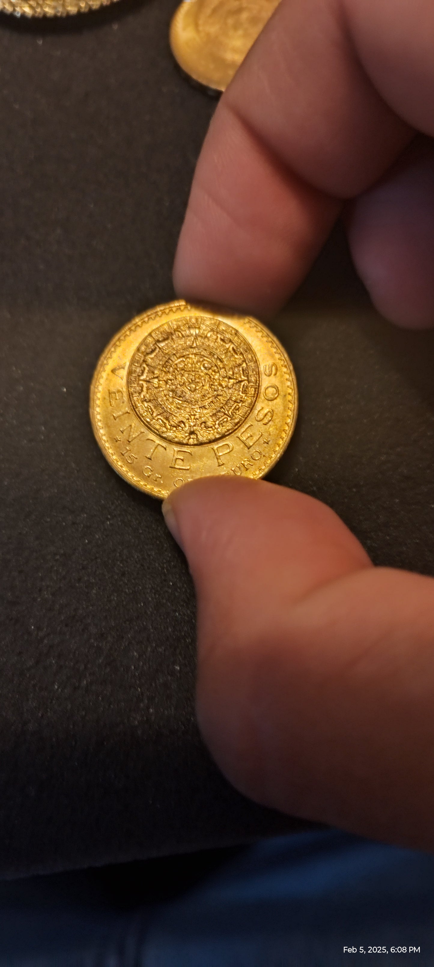 20 Pesos 22k (21.6k) Gold Coin Random Year