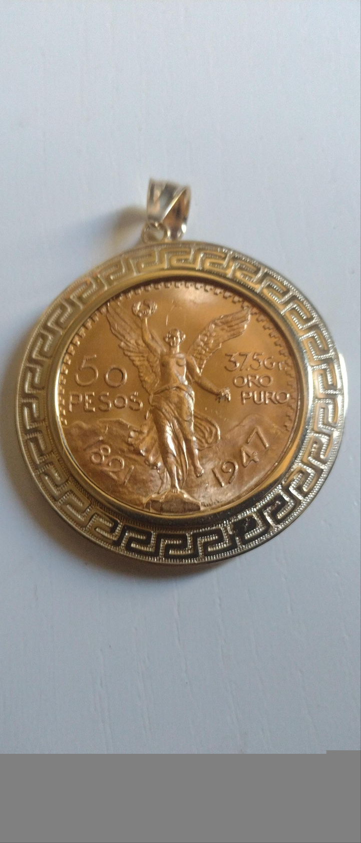 Centenario 22k (21.6k)1947 Greek Style Bezel.