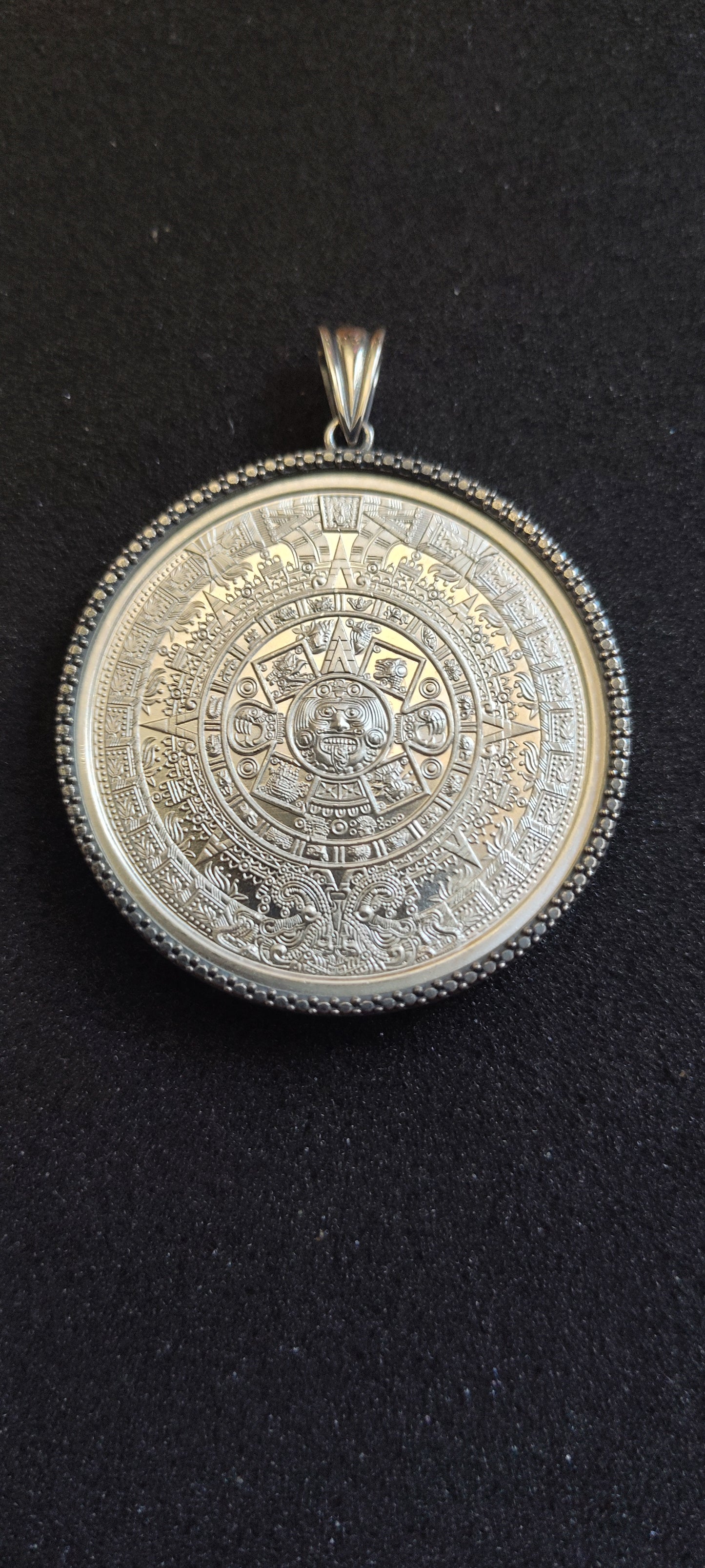 Cadendario Azteca Medalla de plata