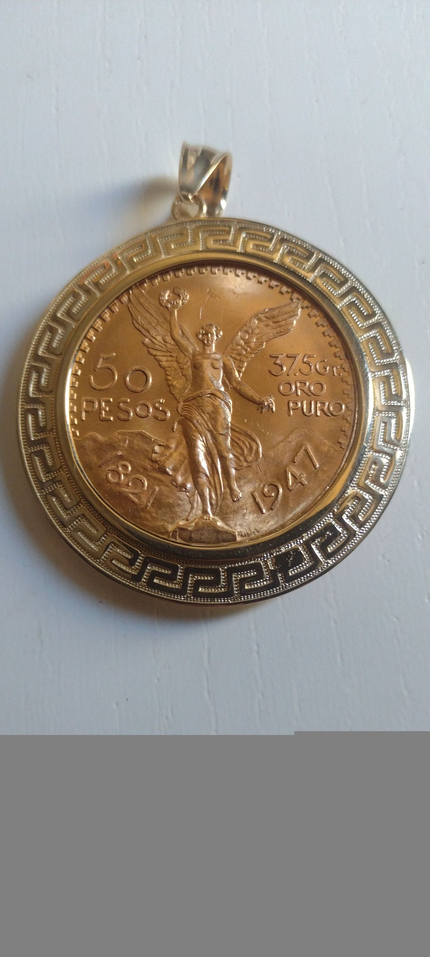 Centenario 22k (21.6k)1947 Greek Style Bezel.