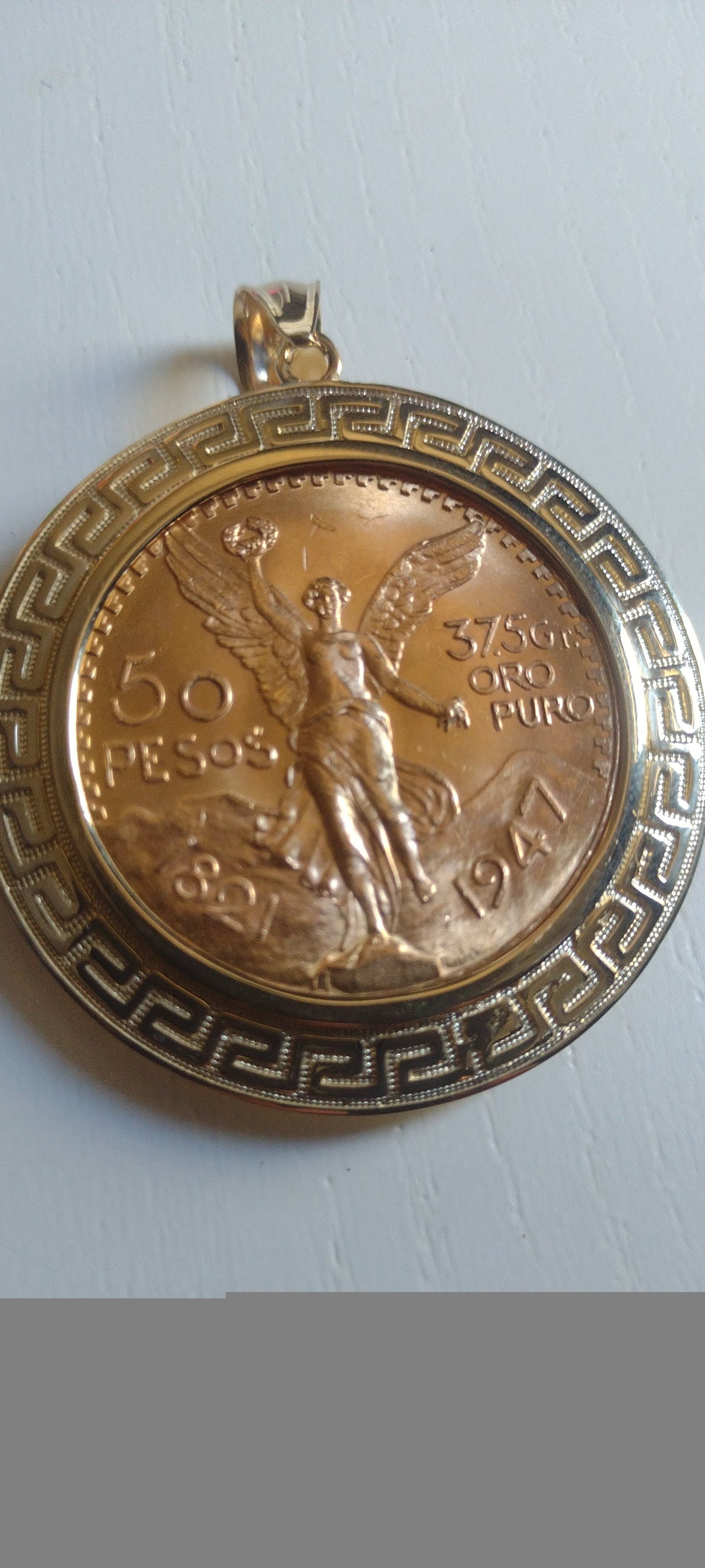 Centenario 22k (21.6k)1947 Greek Style Bezel.